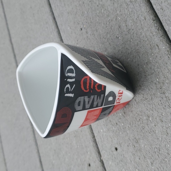 Madrid Spain Geometric Coffe Cup - Picture 5 of 13